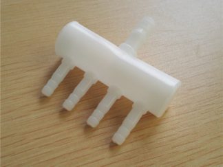 Unión manguera 1 entrada 4 salidas agua/aire acuario